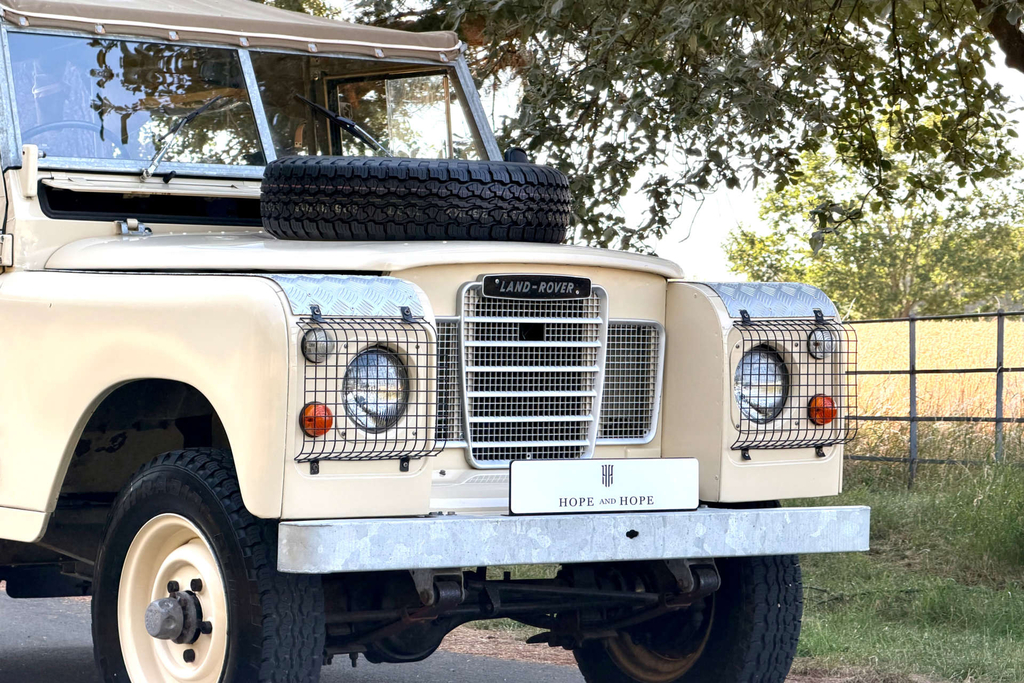 Land Rover Series III Suv Grey #3