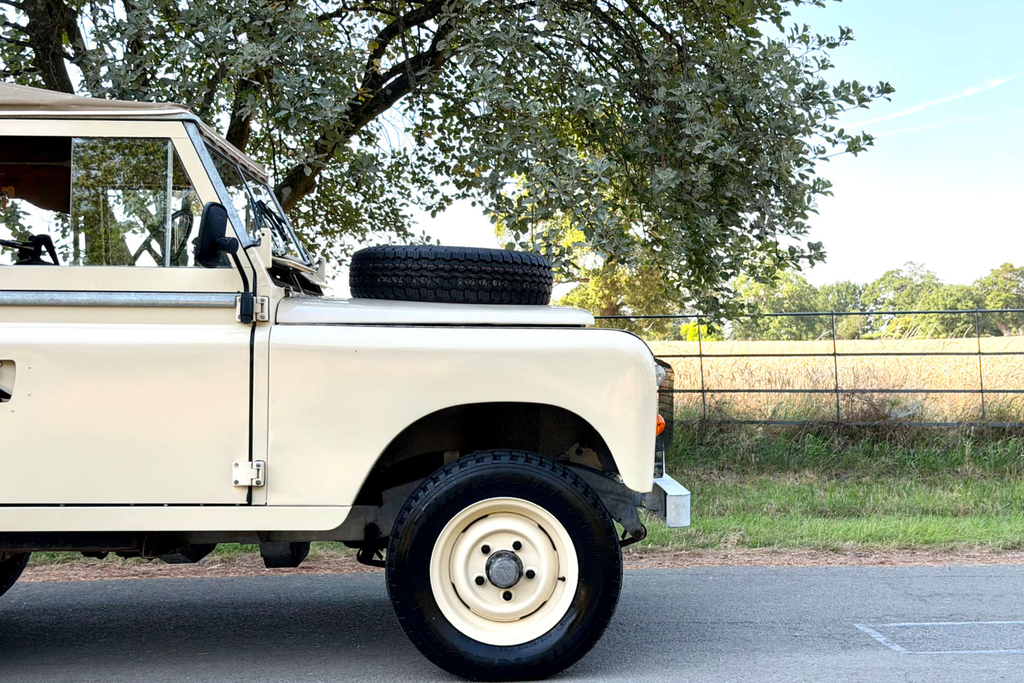 Land Rover Series III Suv Grey #6
