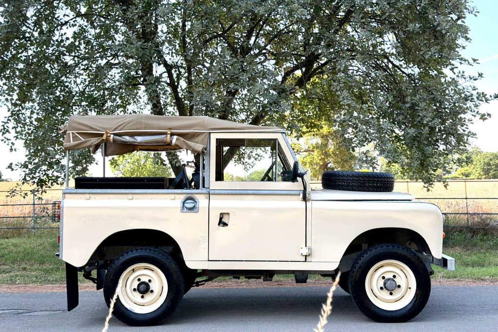 Land Rover Series III Suv Grey #5