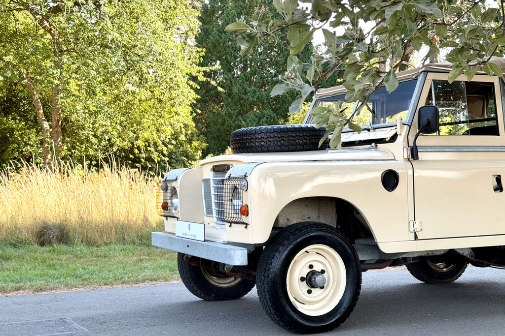 Land Rover Series III Suv Grey #2