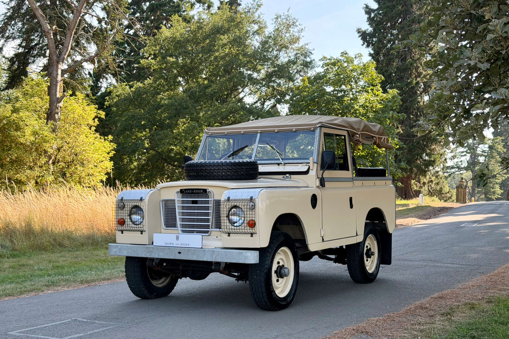 Land Rover Series III Suv Grey #4