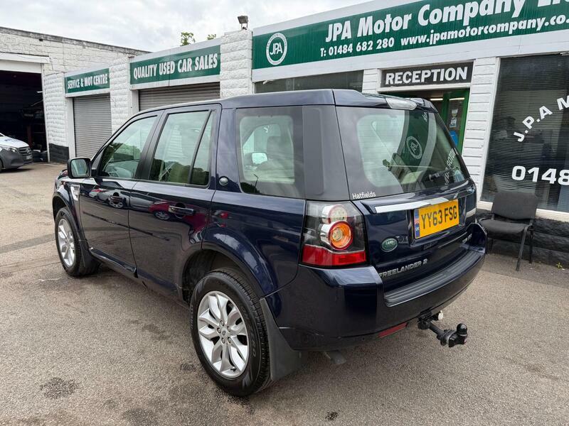 Land Rover Freelander 2 2.2-td4-hse-suv-5dr-diesel-commandshift-4wd-euro-5 Blue #3