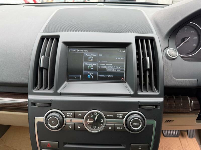 Land Rover Freelander 2 Estate 2.2 Sd4 Hse Luxury Turbo - White #15