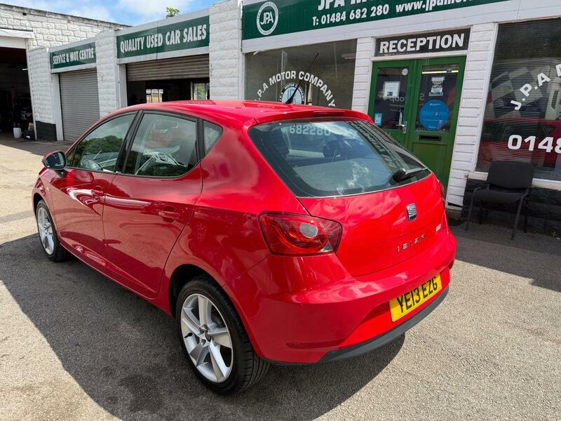 Seat Ibiza 1.4-Toca-euro-5-5dr Red #3