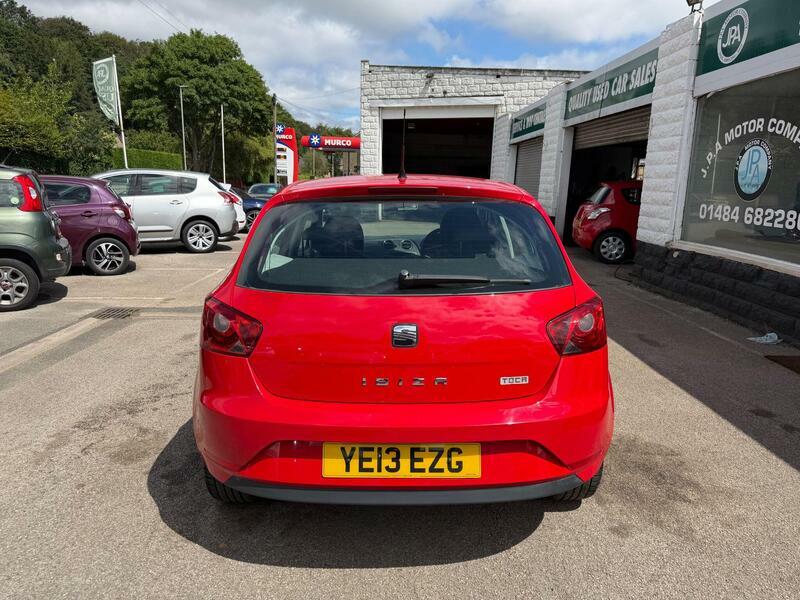 Seat Ibiza 1.4-Toca-euro-5-5dr Red #4