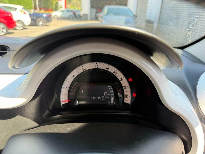 Renault Twingo 1.0 Sce Dynamique Start Stop Red #9
