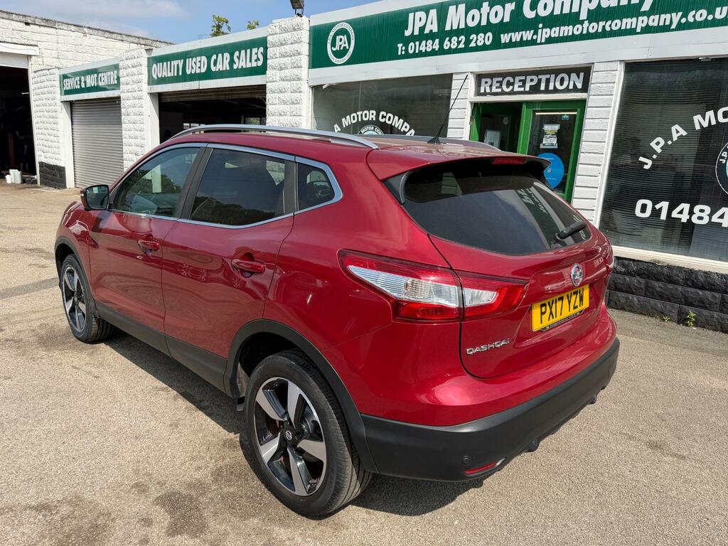 Nissan Qashqai 1.5-dci-n-vision-suv-5dr-diesel-manual-2wd-euro-6- Red #3