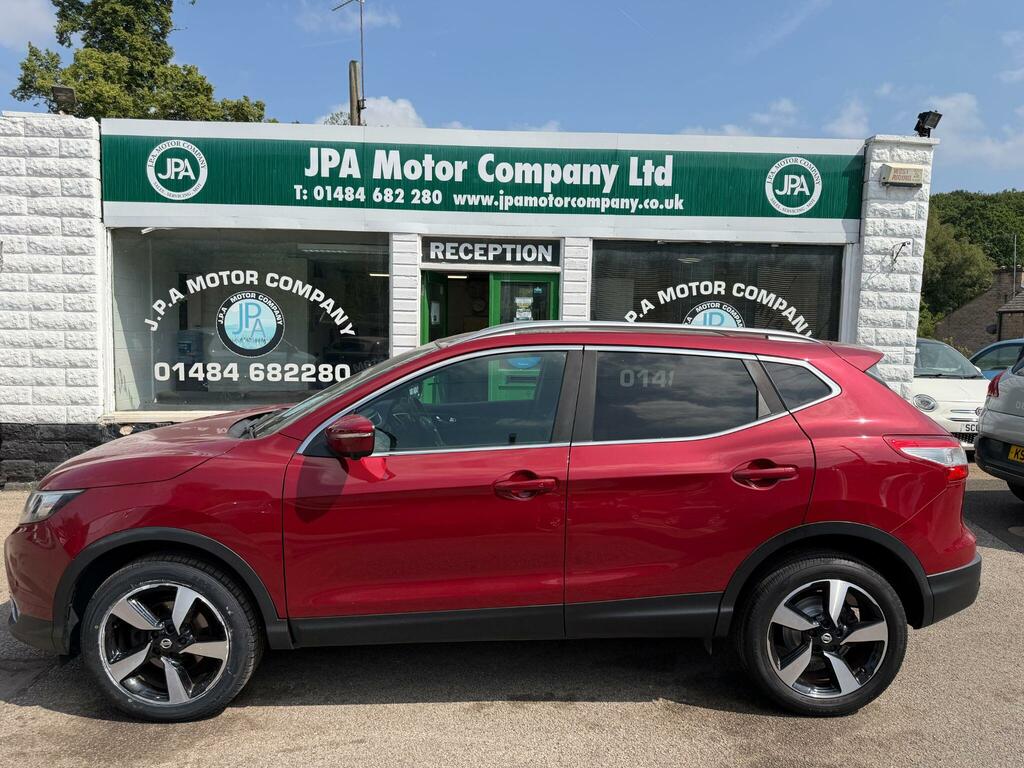 Nissan Qashqai 1.5-dci-n-vision-suv-5dr-diesel-manual-2wd-euro-6- Red #2