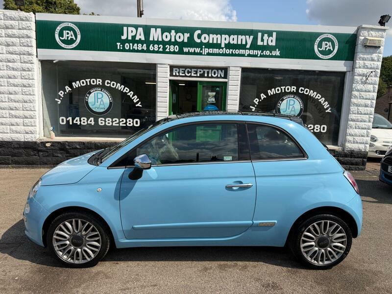 Fiat 500 1.2-8v-cult-hatchback-3dr-petrol-manual-euro-6-s DE64SZD Blue #2