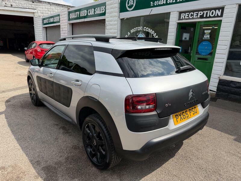 Citroen C4 Cactus 1.6-bluehdi-flair-hatchback-5dr-diesel-manual-euro Silver #3