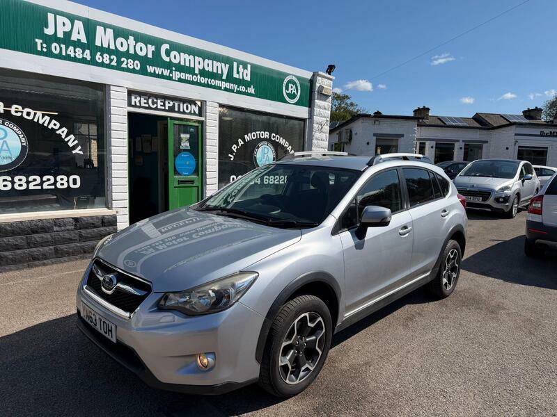 Subaru XV 2.0d-se-suv-5dr-diesel-manual-4wd-euro-5-147-ps Silver