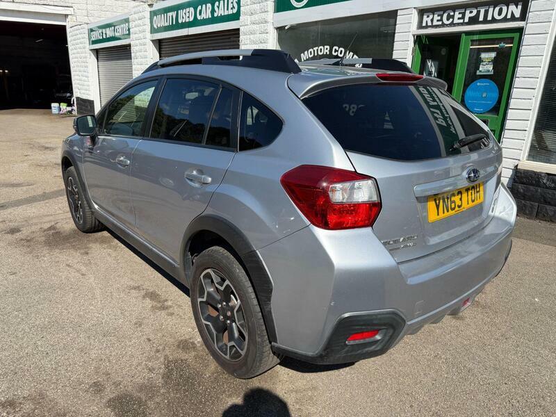 Subaru XV 2.0d-se-suv-5dr-diesel-manual-4wd-euro-5-147-ps Silver #3