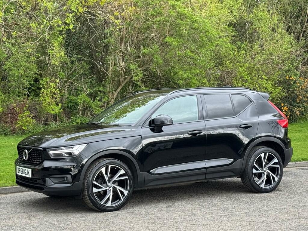 Volvo XC40 2.0 D3 R Design Pro Black #4