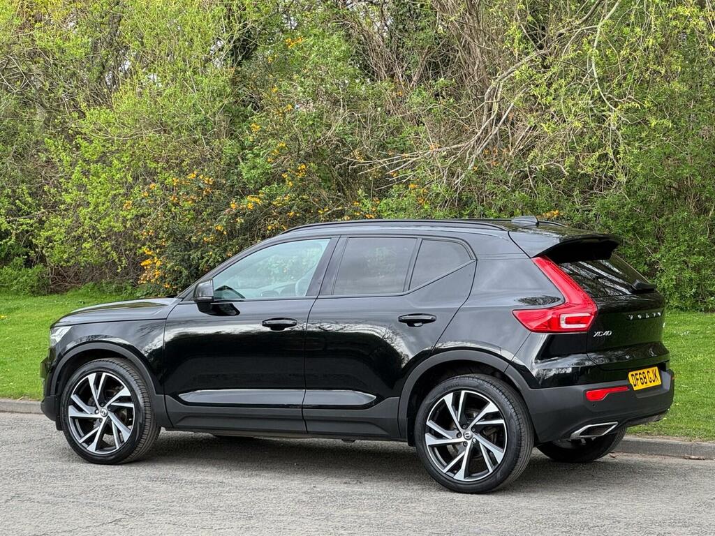 Volvo XC40 2.0 D3 R Design Pro Black #6