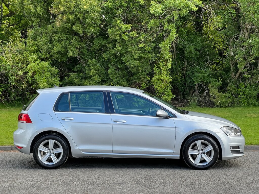 Volkswagen Golf 1.6 Tdi 110 Match YH65XYN Silver #2