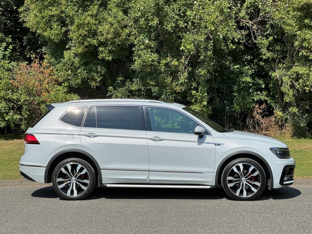 Volkswagen Tiguan Allspace 2.0 Tdi 4Motion R-line Silver #2