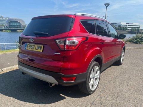Ford Kuga 1.5T Ecoboost Titanium EU68UMW Red #5