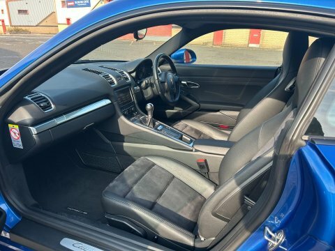 Porsche Cayman 2.7L 981 White #25