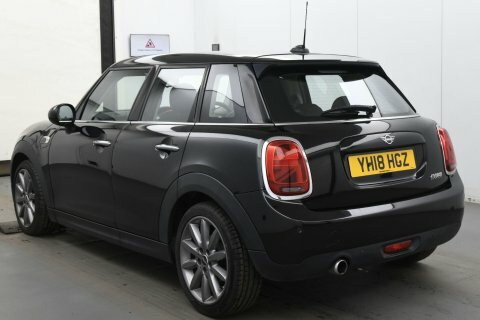 Mini Hatch 1.5 Cooper Euro Black #3