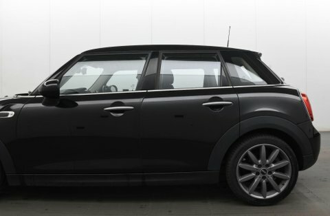 Mini Hatch 1.5 Cooper Euro Black #4