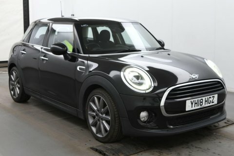 Mini Hatch 1.5 Cooper Euro Black