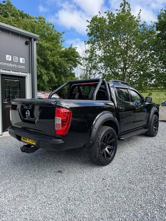 Nissan Navara 2020 2.3 Dci Tekna Pickup Double Cab Au Black #2