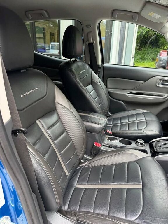 Mitsubishi L200 2018 2.4 Di-d Dc Barbarian Pickup Double Cab D Blue #6