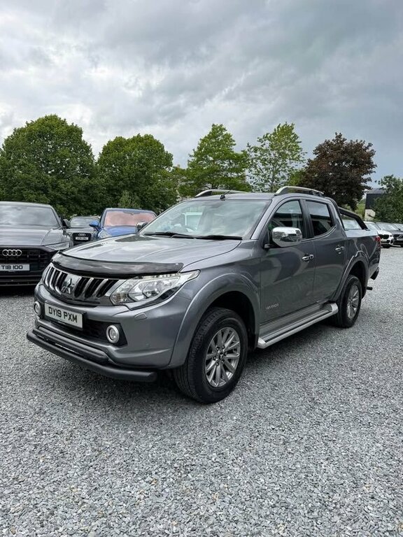 Mitsubishi L200 2019 2.4 Di-d Dc Warrior Pickup Double Cab Die Grey #3