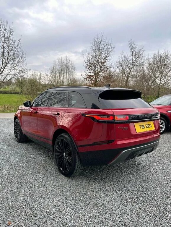 Land Rover Range Rover Velar 2018 2.0 D240 R-dynamic Se Suv 4Wd Red #4