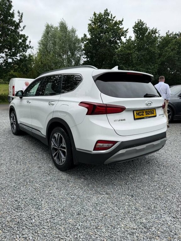 Hyundai Santa Fe 2019 2.2 Crdi Premium Se Suv 4Wd E MGZ9292 White #3