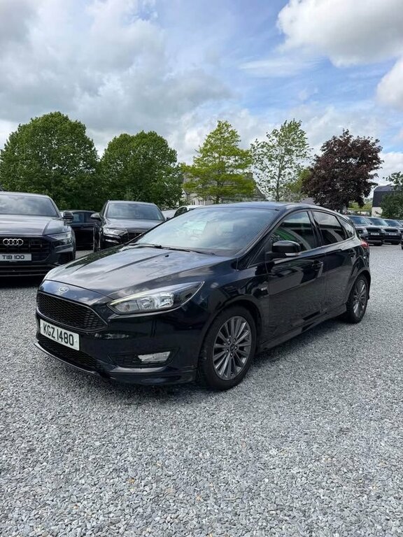 Ford Focus 2018 1.0T Ecoboost St-line Hatchback Ma KGZ1480 Black #3