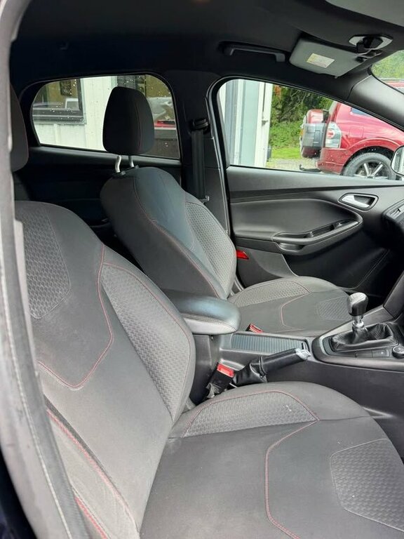Ford Focus 2018 1.0T Ecoboost St-line Hatchback Ma KGZ1480 Black #6