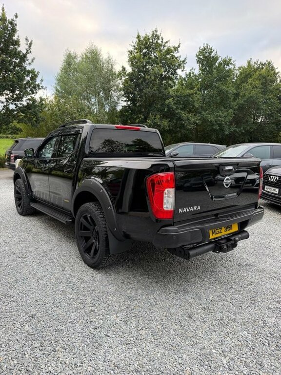 Nissan Navara 2019 2.3 Dci N-guard Pickup Double Cab Black #4