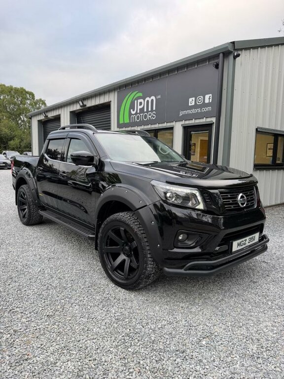 Nissan Navara 2019 2.3 Dci N-guard Pickup Double Cab Black