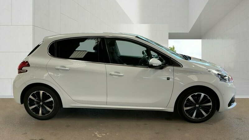 Peugeot 208 S S Tech Edition LO69UBN White #5