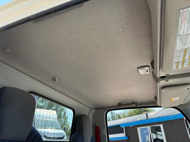 Isuzu Grafter N35.125t Utility Cab White #16