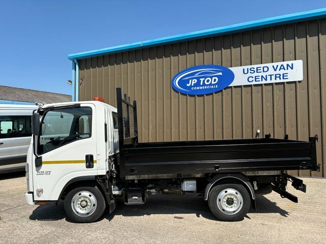 Isuzu Grafter N35.125t Utility Cab White #2