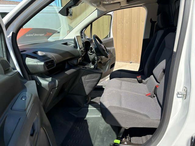 Vauxhall Combo Pro Black #15