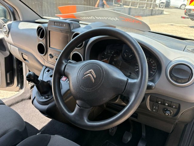Citroen Berlingo Panel Van White #14