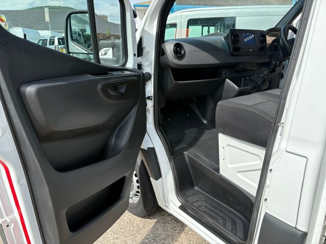 Mercedes-Benz Sprinter Diesel White #6