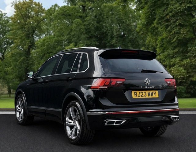 Volkswagen Tiguan 2023 1.5 Tsi R-line Edition Suv Dsg Eur RJ23WWY Black #6