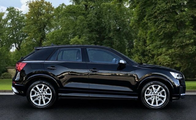 Audi SQ2 2020 2.0 Tfsi Suv S Tronic Quattro Euro Black #4