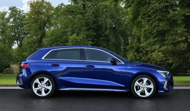 Audi A3 2024 1.0 Tfsi 30 S Line Sportback S Tro Blue #4