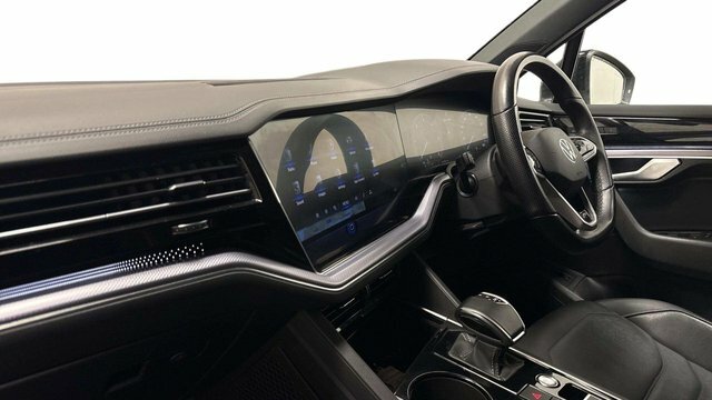 Volkswagen Touareg 2021 3.0 Tdi V6 Black Edition Suv Tiptr Black #5