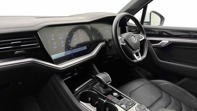 Volkswagen Touareg 2020 3.0 Tdi V6 R-line Tech Suv Tiptron White #5
