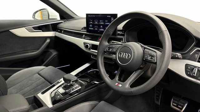 Audi A4 Avant 2024 2.0 Tfsi 40 S Line Estate S Tronic White #4