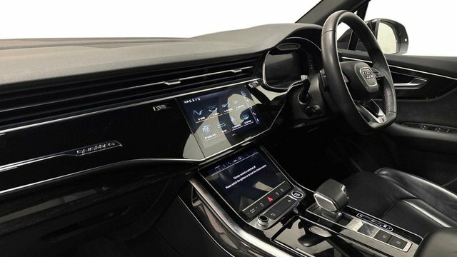 Audi Q7 2022 3.0 Tfsi V6 55 Black Edition Suv T Black #4