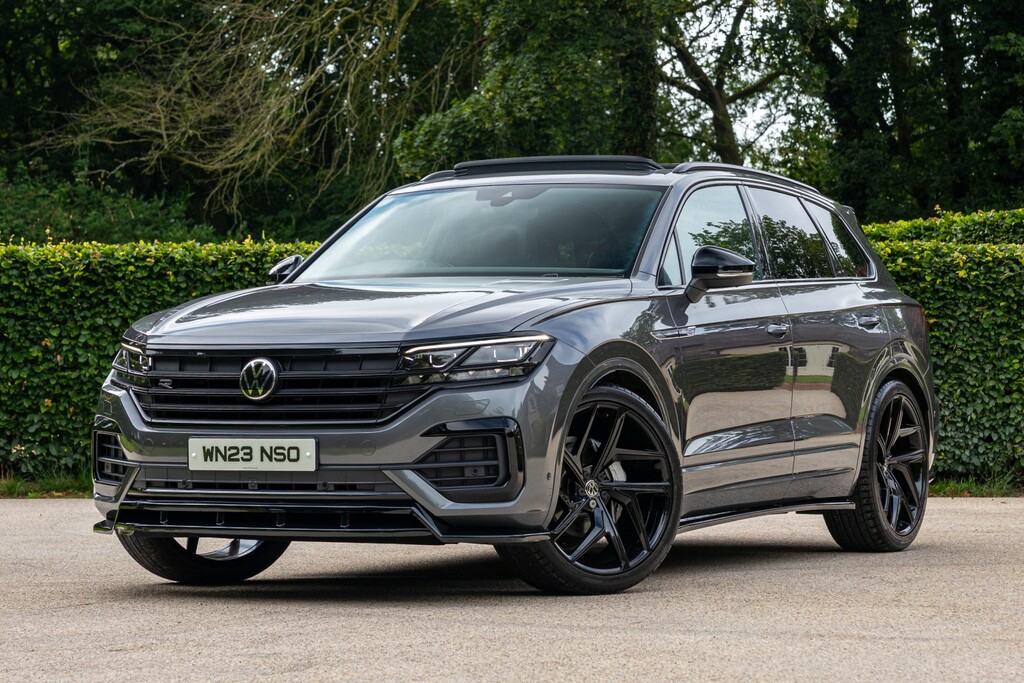 Volkswagen Touareg Suv 3.0 Tdi V6 Black Edition 2023 Grey #4