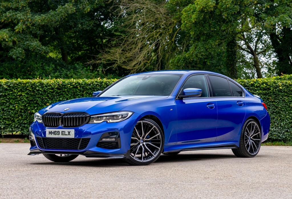 BMW 3 Series Saloon 2.0 320D M Sport Saloon 2020 MH69ELX Blue #4