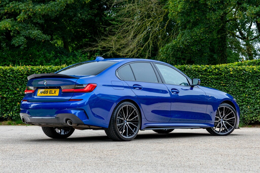 BMW 3 Series Saloon 2.0 320D M Sport Saloon 2020 MH69ELX Blue #6